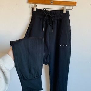 nvgtn joggers
